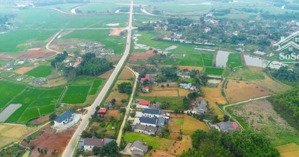 cần bán lô đất đẹp, diện tích 210m2, thế đất vuông đẹp, liên hệ 