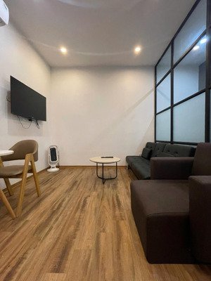 cho thuê căn hộ dịch vụ tại thụy khuê, diện tích 45m2, 1 ngủ, giá 8,5 triệu tiện nghi, gần hồ tây