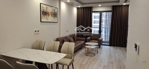 chính chủ cho thuê căn hộ d01 0804 diamond place 25 lê văn lương, 104m2, 3pn, căn góc, đủ đồ đẹp