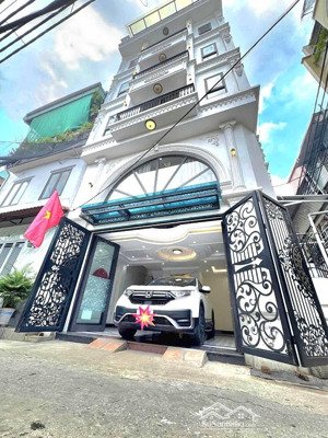 hoa hậu sài đồng long biên lô góc 6 tầng thang máy gara oto 7 chỗ 50m mt 6m 12 tỷ.