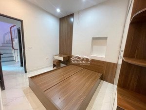 bán nhà riêng đường hồ văn chương, đống đa, diện tích 30m2 x 5 tầng, mặt tiền 8m, giá 6,85 tỷ