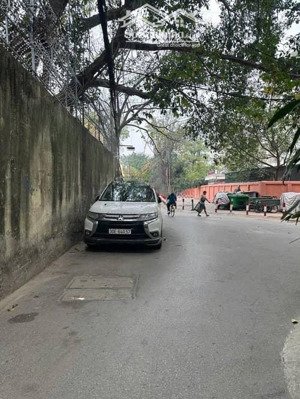 bán nhà ngõ 136 tây sơn sổ đỏ 24 m lô góc ngõ ô tô 4 tầng giá 7.25 tỷ