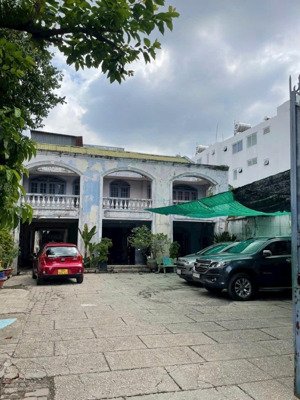 bán gấp nhà mt thụt 8m - điện biên phủ, p.15, bình thạnh - dt: 12x50m - 3 tầng - giá 120 tỷ tl