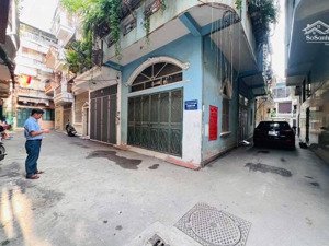 hiếm ko có thứ 2,nhỉnh 16ty 70m - 4.5m,phân lô,ôtô, lô góc,kd, ngõ thông, chợ, bệnh viện 