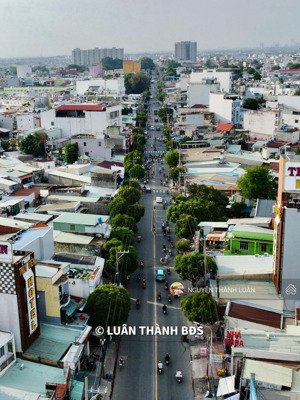 mặt tiền lê văn khương..10x36m.. chính chủ