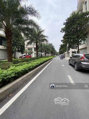 chính chủ bán gấp liền kề him lam vạn phúc quận hà đông 91m2 trục đường đôi vườn hoa đẹp nhất