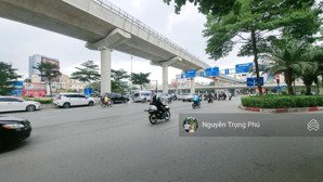 bán nhà tại đường cầu giấy, dịch vọng, 20m ra đg cầu giấy, dt36 m2, 4t, mt5m, giá 8.5 tỉ 