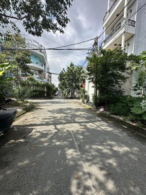 bán nhanh lô đất gần nguyễn duy trinh liền kề nam khang long trường, q9 dt 54m2 sổ hồng riêng