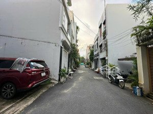 bán đất khu bên sông hiệp bình chánh sau lưng gigamall phạm văn đồng giá chỉ 5. x tỷ, đường xe hơi