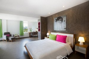 cho thuê khách sạn 3 sao 79 - 100 phòng - trung trung tâm, q1 ngang 15m đủ giấy phép 1,4 tỷ/th