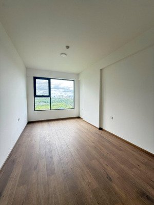 cần bán gấp căn hộ flora mizuki 56m2 giá 3,2 tỷ full thuế phí .lh: minh thanh