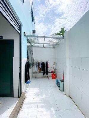 sát sân bay - tân bình - chdv chính chủ tự xây - hoàn công đầy đủ - 142m2 - ngang 8m - 4 tầng