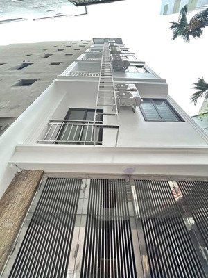 bán tòa chung mini, 8 tầng, thang máy phố mỹ đình dt 85m2, 26 tỷ nhỉnh doanh thu 130 triệu/tháng