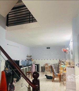 bán nr đẹp tại quốc lộ 1a, thủ đức, 6,7 tỷ, 67,7m2, 3pn, 3wc, full nội thất, mặt tiền rộng