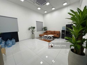 cho thuê nhà sala 5.7mx20m, 480m² chỉ 110tr/th, phù hợp làm văn phòng công ty, showroom, spa....