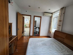 tôi cần cho thuê ch himlam riverside, 79m2, 2pn ,2 wc, có nội thất,giá 13tr/th.lh: 