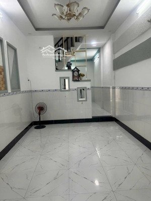 nhà đẹp giá rẻ 2 tầng btct bà hom thích hợp đầu tư chỉ 4.8 tỷ