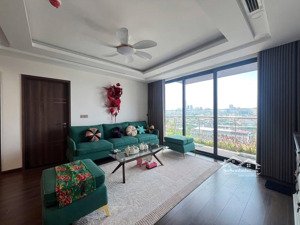 bán căn hộ 131m2 tại ct2 viettel trung văn, giá hơn 70 triệu / m2, 3pn, 2wc