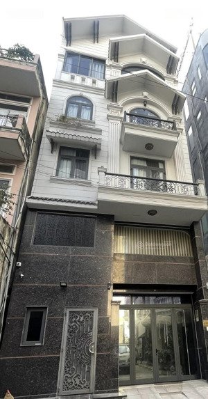 chỉ cần 15tỷ hơn sở hữu ngay villa 4tầng- 145m2- nguyễn thị thập- nội thất xịn sò- xe hơi né nhau