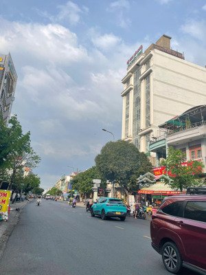 mặt tiền tân sơn nhì - gò dầu đoạn đẹp ( 4x18m, 3.5 tầng ) chính chủ tc 18 tỷ