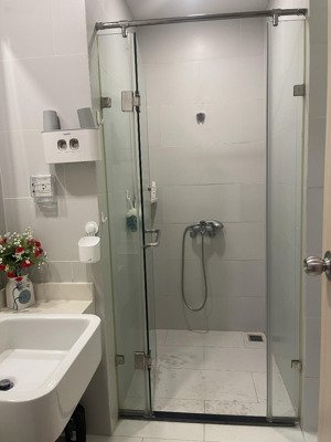cần bán căn 1 ngủ westbay giá 2.88 tỷ bao phí full đồ đẹp lh 