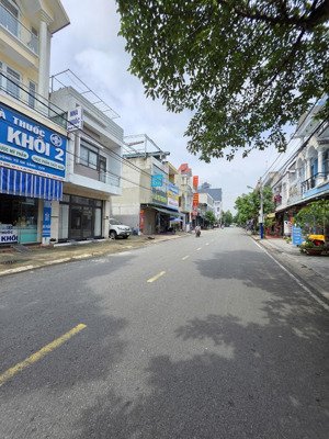 4,8 tỷ- bán nhà mt kinh doanh đa ngành nghề , kdc việt sing, p.an phú, tp.thuận an