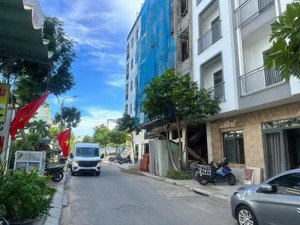 lô đất đường mỹ khê 8, 102m2 ngang 12m, vị trí cách biển mỹ khê 300m, ngay trung tâm tài chính qt