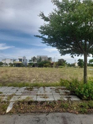 bán lô đất 7m5 diện tích lớn trục chính sentosa, điện bàn, quảng nam