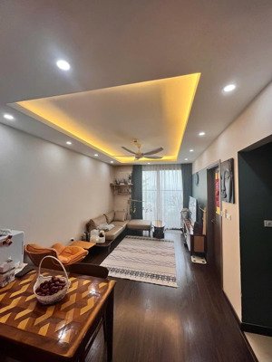 còn 2 căn 2pn đẹp nhất toà bea sky chỉ 5,x tỷ