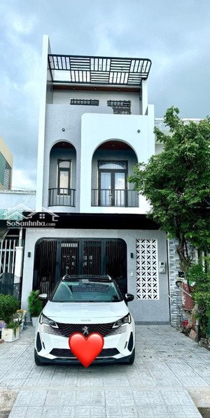 bán gấp nhà trả nợ đường cây bàng-tân kiên-tp hcm, gần vòng xoay an lạc. đang cho thuê 30tr/ tháng