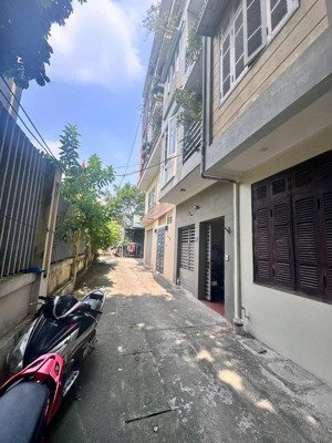 bán nhà cầu diễn hồ tùng mậu 54m x5t mt4,6m ô tỗ dừng đỗ ngày đêm nhà hai mặt thoáng giá hơn 12 tỷ