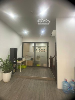 cho thuê nhà nguyên căn phố nguyễn thị định, cầu giấy. dt 60m2, 5 tầng, mt 5m. giá 30 triệu/tháng