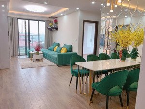 chính chủ cần bán căn 69m2, 2 ngủ, 2 vệ sinh, view rất thoáng, full đồ, dự án roman plaza, tố hữu