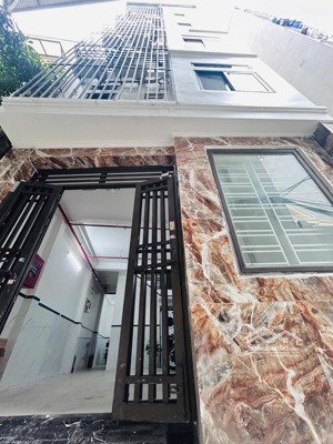 bán toà nhà chdv mỹ đình_60m2 xây 6 tầng thang máy, mt: 4.9m, giá: hơn 14 tỷ