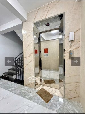 bán chdv thu nhập 130tr/th - ngay đh văn lang và cn4 - 7 tầng có hầm pccc - dương quảng hàm gv