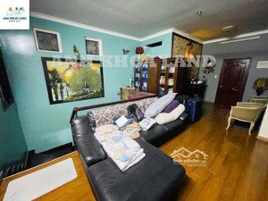 ngay ngã tư thủ đức nhà 2 lầu hẻm xe tải 8m 200m2(ngang 6,7m) nở hậu 7,6m cực hiếm trương văn hải