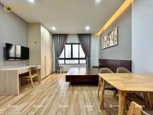 căn hộ studio full nội thất cao cấp - giặt riêng - cửa sổ lớn 