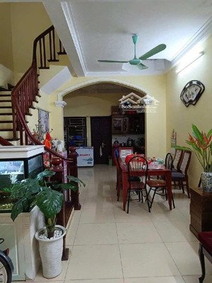 bán nhà xuân la, 65m2, 5 tầng, ô tô đỗ cửa, 2 thoáng trước và sau, có ô chờ thang máy, ô tô vào nhà