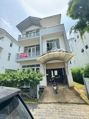 bán biệt thự đơn lập khu louis garden khang việt. 