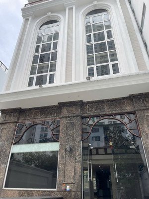 bán tòa nhà lê văn lương, dt: 10x25m, cn: 250m2 dts: 1009m2, kc: hầm + 7tầng, giá: 29tỷ/tl