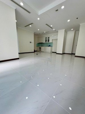 cho thuê căn hộ văn phòng tại vin tân cảng,3pn giá tốt. lh: 