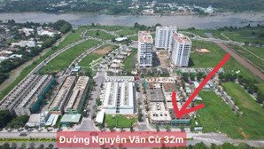 shophouse ngoại giao 100m mặt nguyễn văn cừ rộng 32m kinh doanh 24/7 cn hđmb 10% lh: zalo