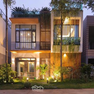 cần bán biệt thự đẹp hiện đại khu 215 nguyễn văn hưởng dt 12x18, cn 220m2 trệt 2 lầu giá 51 tỷ tl