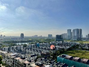 bán 2pn2wc đẹp nhất 6th element, tầng 20-30, full cao cấp, sàn gỗ, bếp đảo, hỗ trợ bank maximum