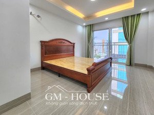 thuê ngay phòng 55m2 , bancol to , thang máy rộng , ngay nguyễn văn thương , phường 25 , bình thạnh