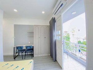 cho thuê phòng trọ tại lầu 5. 2 pn 1wc đầy đủ nội thất. phù hợp với sinh viên và gia đình nhỏ