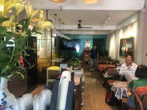 bán gấp nhà mặt phố nguyễn duy dương, 52 tỷ, 83.8m2, đẹp, nhiều tiện ích