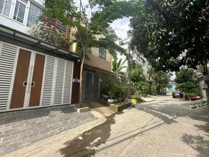 bán nhà khu dân cư tạ ngọc thảo oto tới nhà dt 80m2 giá 12tỷ500 cạnh khu phú mỹ hưng. lh 