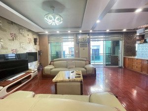 cho thuê nr 4pn + 2wc, 200m2 tại lạc long quân, xuân la, tây hồ, giá siêu hời 25 triệu vnd