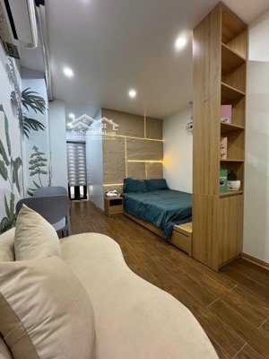 gara ô tô - kinh doanh - 2 mặt ngõ - 8 tầng thang máy - 18 căn hộ apartment doanh thu 120tr/tháng
